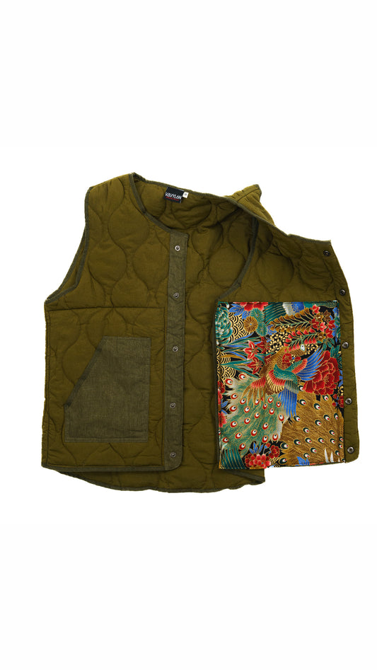 VAVYLóN Quilted Liner Puffer Vest.